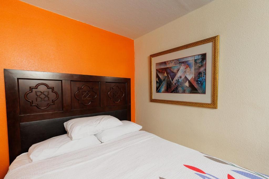 Garnet Inn & Suites オーランド エクステリア 写真