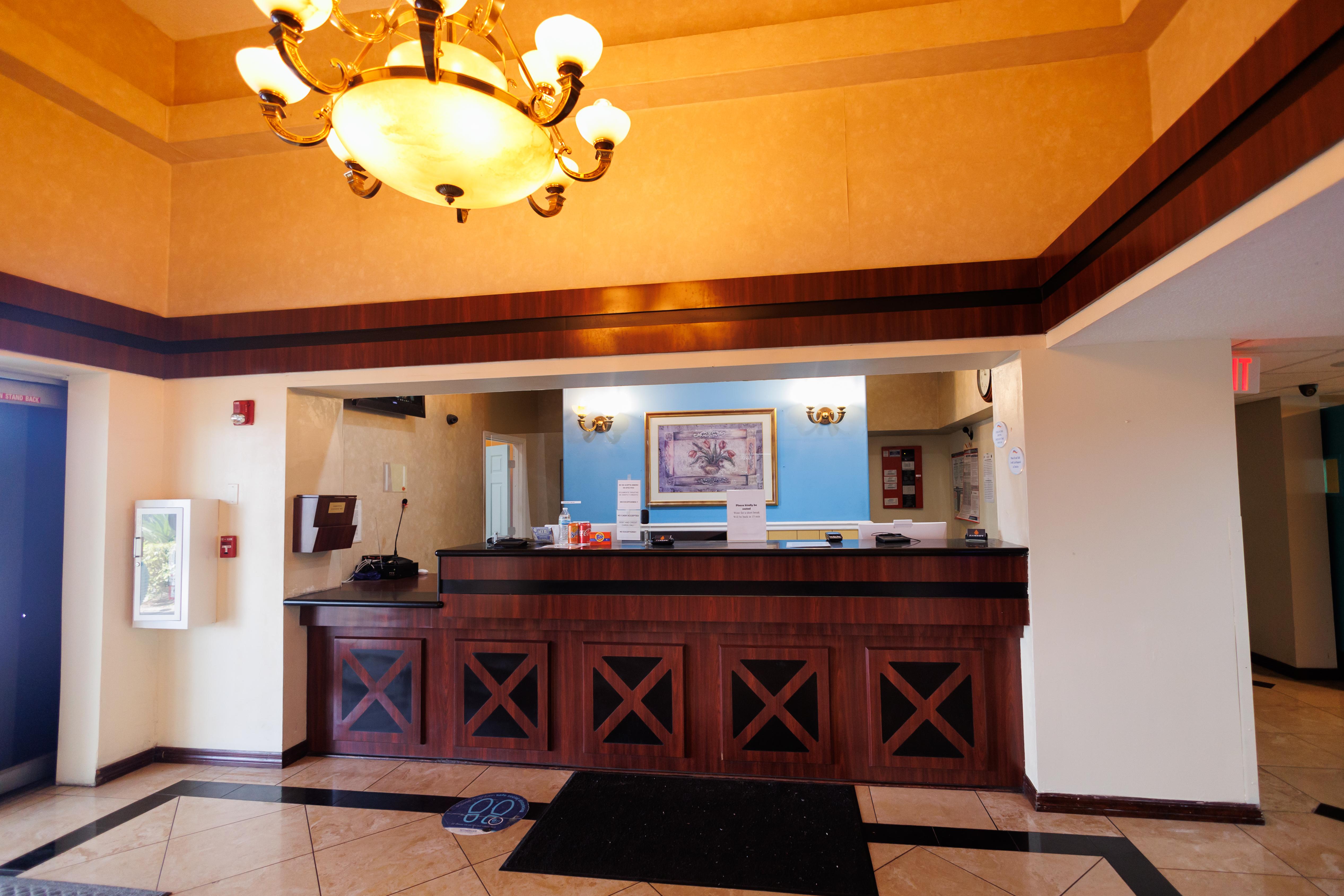 Garnet Inn & Suites オーランド エクステリア 写真