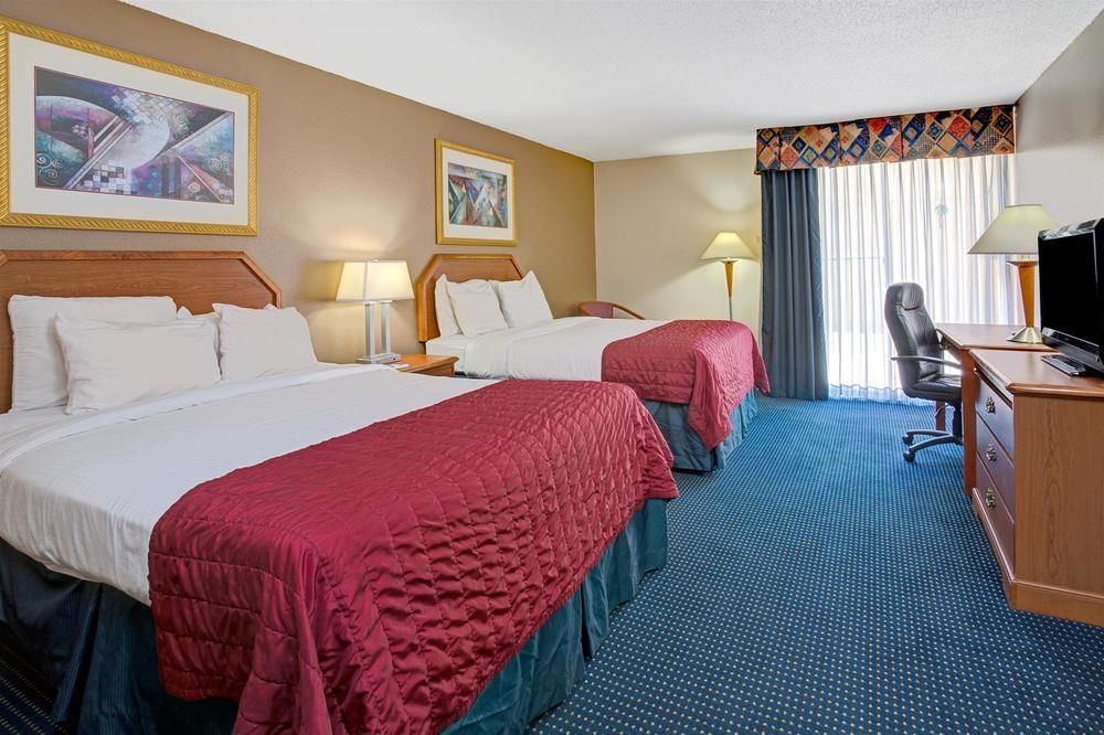 Garnet Inn & Suites オーランド エクステリア 写真