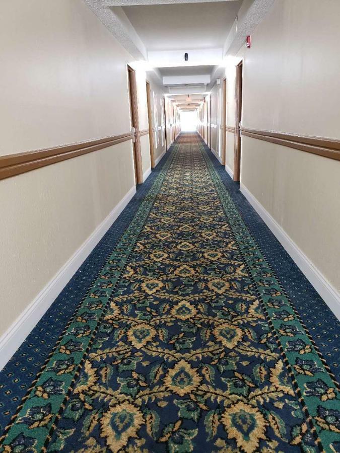 Garnet Inn & Suites オーランド エクステリア 写真